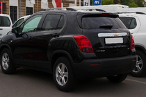 Chevrolet Trax 2012-2023 Listwa chromowana nad tablica rejestracyjna Libao (ABS) zdjęcia 1