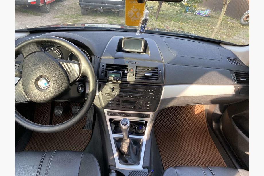BMW X3 E83 2003-2010 Dywaniki EVA (ceglaste) Zdjęcia 4