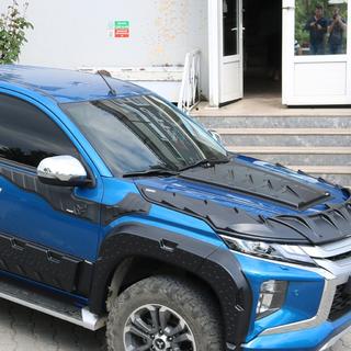 Nakładka na maskę (ABS) Mitsubishi L200 2015-2024 zdjęcia 2