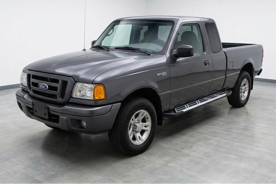 Ford Ranger 2002-2006 Progi Boczné Sunrise (2 szt., Aluminium) Image