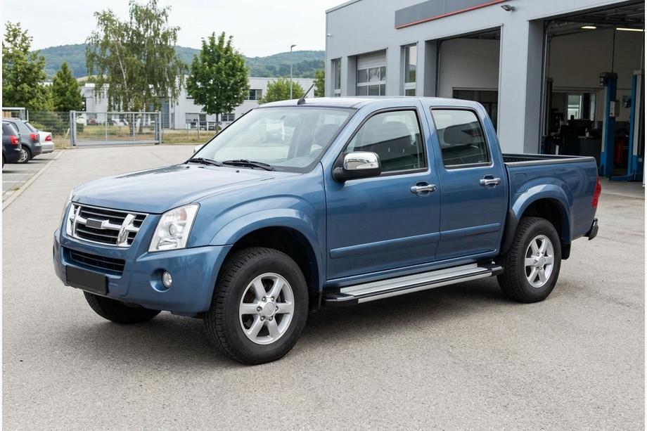 Isuzu D-Max 2002-2011 Progi Boczné Rainbow (2007-2012, 2 szt., Aluminium) Image