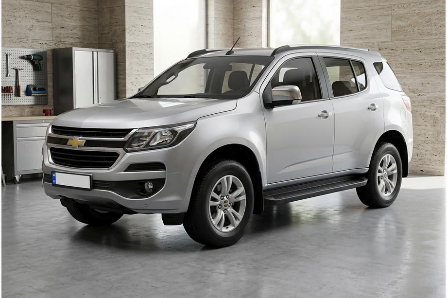 Chevrolet Trailblazer 2012-2019 Progi Boczné Allmond Black (2 szt., Aluminium) Image