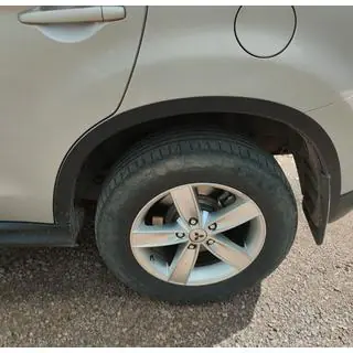 Poszerzenia nadkoli 2012-2016 (4 szt, czarne, plastik ABS) Mitsubishi ASX 2010-2023 zdjęcia 2