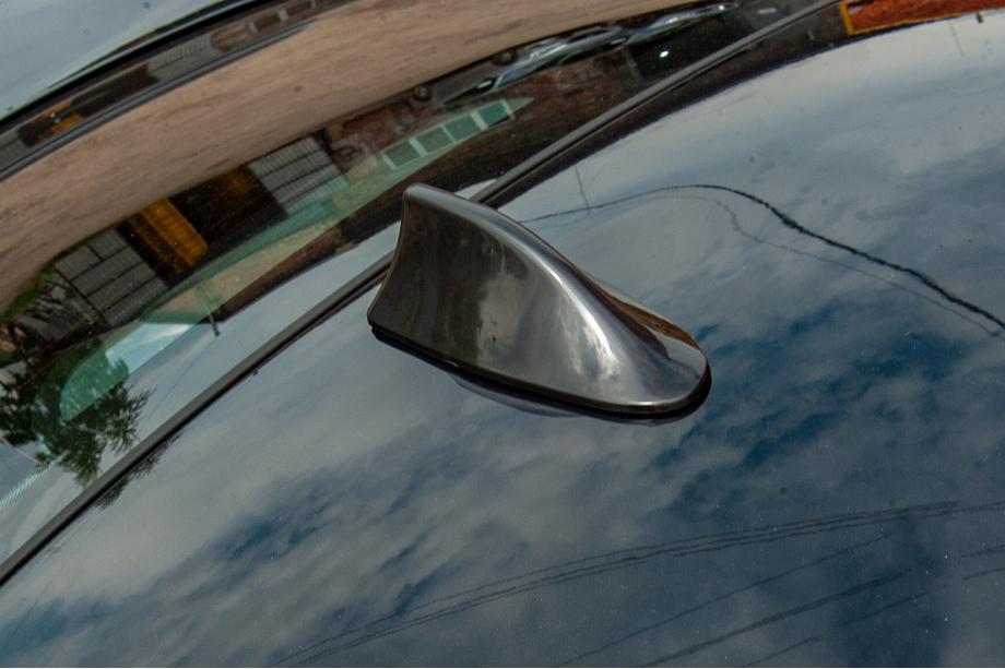 Antena typu shark fin (czarna, ABS) Zdjęcia 17