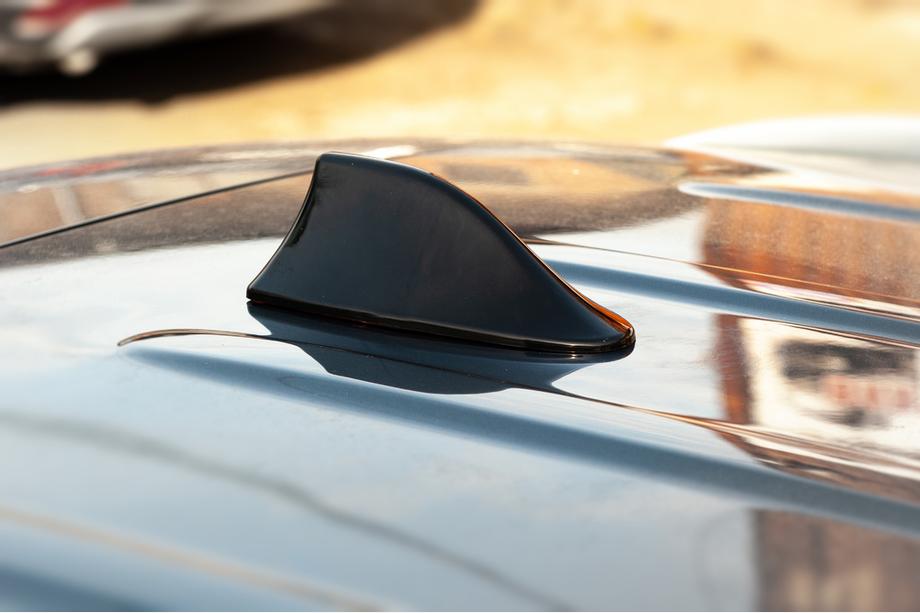 Antena typu shark fin (czarna, ABS) Zdjęcia 6