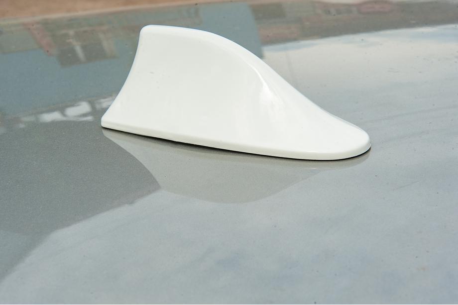 Antena typu shark fin (biała, ABS) Zdjęcia 4