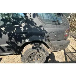 Uniwersalne nakładki na nadkola UNIV-034 (4 szt, plastik ABS, czarne) zdjęcia 4