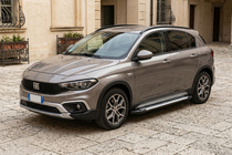 Fiat Tipo Cross 2021- Progi Boczne Line (2 szt., Aluminium) zdjęcia 1