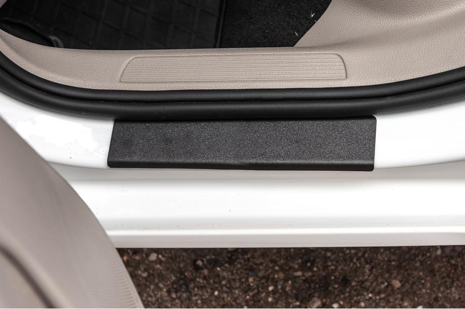 Volkswagen Golf 7/E-Golf 2012-2020 Nakladki progowe ABS DDU (4 szt, plastik) Zdjęcia 4
