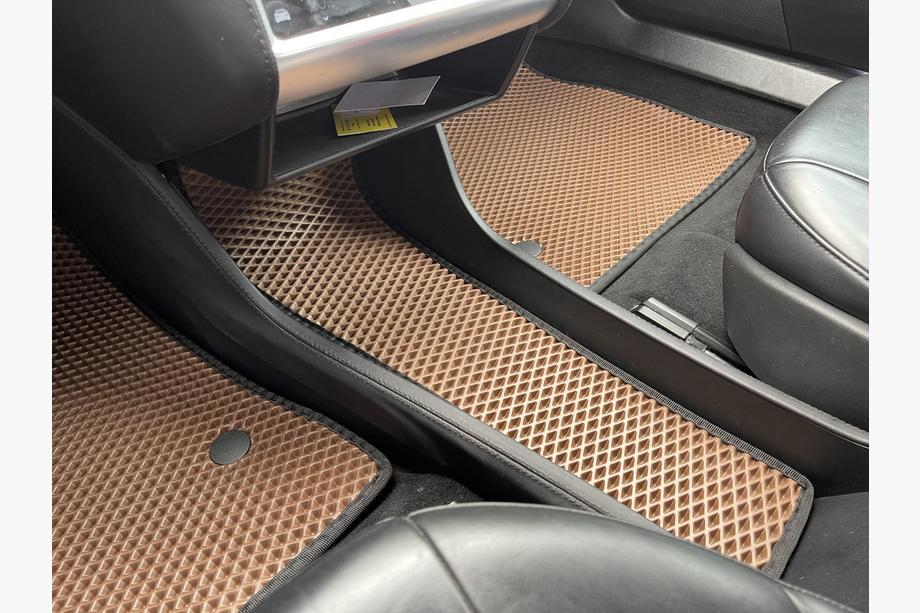 Tesla Model S 2012– Dywaniki EVA (2012-2021, ceglane) Image