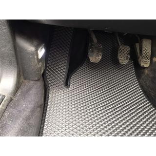 Dywaniki EVA (czarne) Audi A6 C4 1994–1997 zdjęcia 2