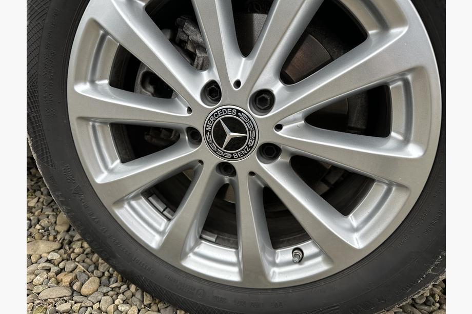 Mercedes-Benz Dekielki na felgi 71/75 mm bez pierscienia (4 szt, czarne V2) Zdjęcia 4