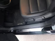Volkswagen Jetta 2011-2018 Nakładki progowe stal nierdzewna Carmos V2 (4 szt.) zdjęcia 1