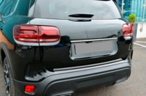 Citroen C5 Aircross 2017-2025 Listwa chromowana nad tablicą rejestracyjną (stal nierdzewna) zdjęcia 2