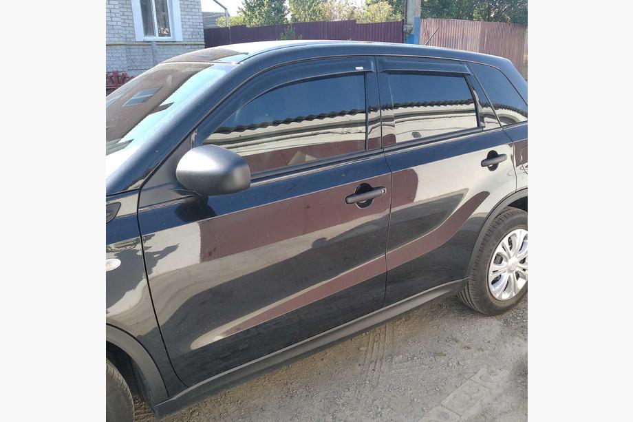 Suzuki Vitara 2015- Deflektory Okien (4 szt, Niken) Image