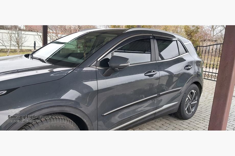 Kia Sportage 2021- Owiewki szyb z chromowaną listwą Niken (do SWB, 4 szt.) Zdjęcia 3